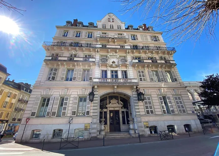 Location Dans Le Grand Hotel D\'Aix Les Bains